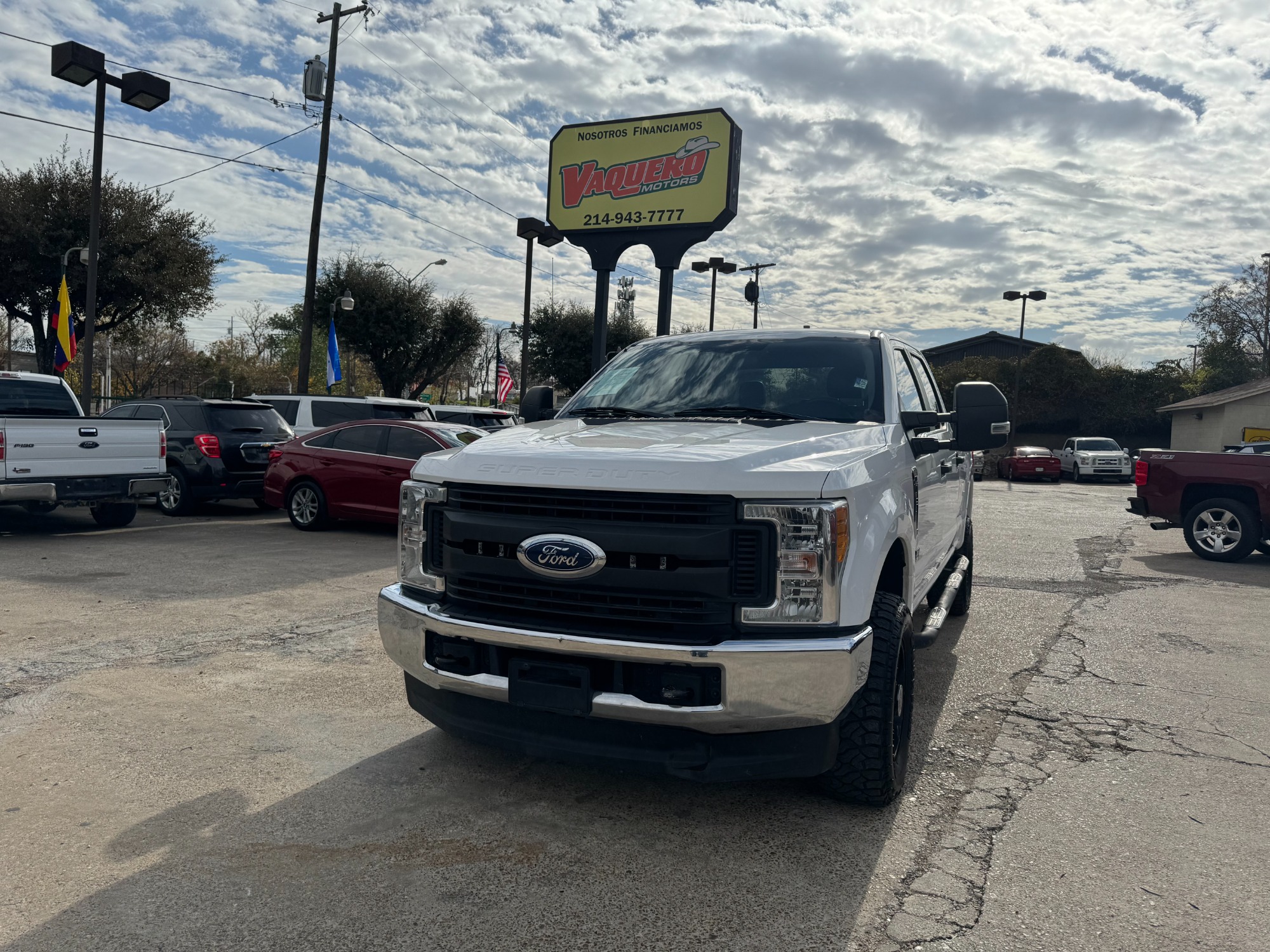 photo of 2017 Ford F-250 SD King Ranch Crew Cab 4WD